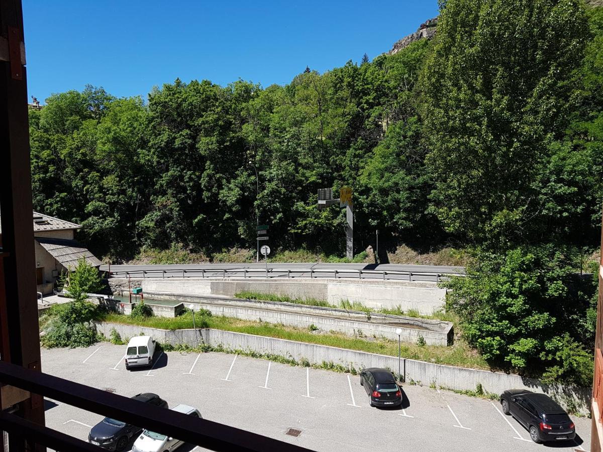 Appartement Au Depart Des Remontees Mecaniques - Briancon エクステリア 写真